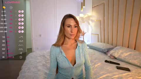 gooodgirlhere online show from October 12, 2025, 4:17 pm