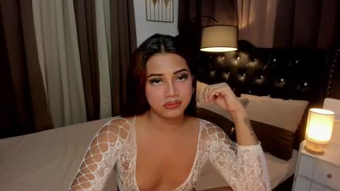 Snapshot of gorgeous_dark_luna chatting on January 5, 2025, 5:09 pm RIANA online show from January 5, 2025, 5:09 pm