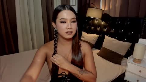 Snapshot of gorgeous_dark_luna chatting on January 14, 2025, 5:30 am RIANA online show from January 14, 2025, 5:30 am