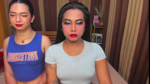 RIANA online show from April 28, 2026, 7:35 am