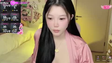 Snapshot of gorgeous_girl33 chatting on October 4, 2025, 6:00 am gorgeous girl33 online show from October 4, 2025, 6:00 am