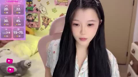 Snapshot of gorgeous_girl33 chatting on November 2, 2025, 8:33 pm gorgeous girl33 online show from November 2, 2025, 8:33 pm