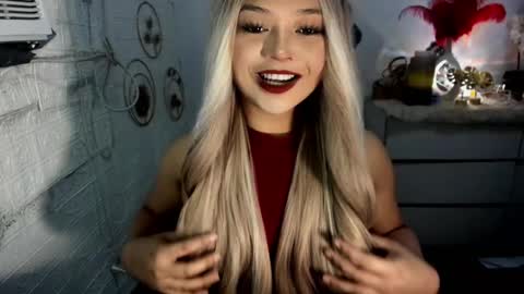 Amanda rose online show from March 2, 2025, 8:05 am