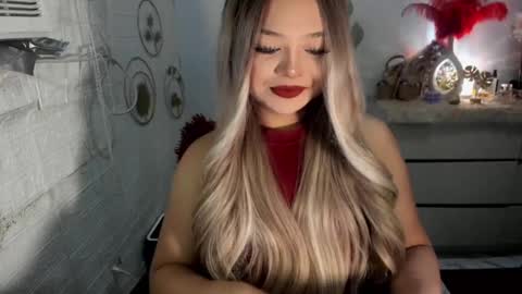 Amanda rose online show from March 11, 2025, 12:00 am