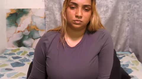 gorgeouslips10 online show from June 20, 2026, 3:59 pm