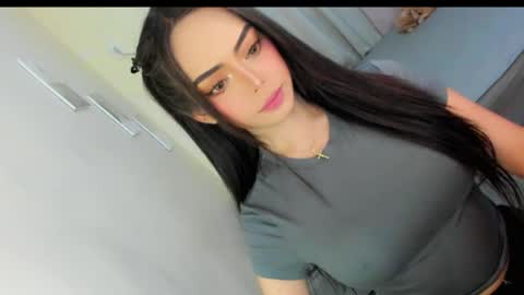 Snapshot of gorgeoustransgirl chatting on April 3, 2026, 9:51 am Emmy online show from April 3, 2026, 9:51 am