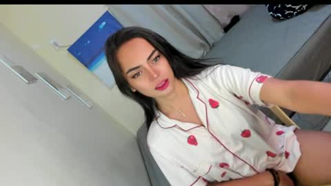Snapshot of gorgeoustransgirl chatting on April 6, 2026, 6:31 pm Emmy online show from April 6, 2026, 6:31 pm