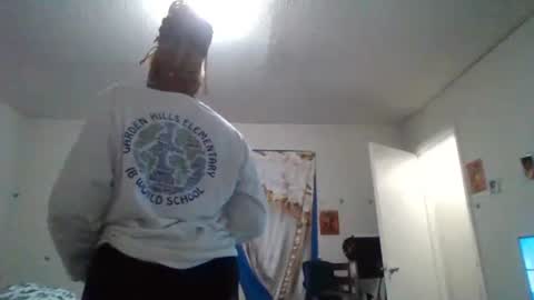 Sue Goddess online show from November 3, 2025, 8:21 pm