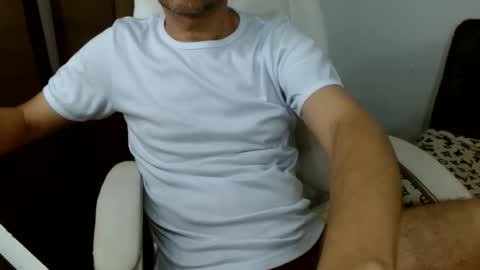 Snapshot of goten7 chatting on May 3, 2026, 4:24 pm Andres online show from May 3, 2026, 4:24 pm