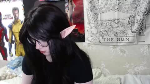 Amy online show from February 23, 2025, 9:48 pm