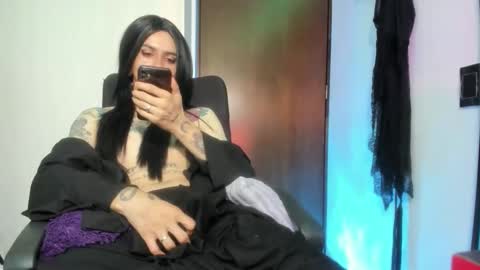 Snapshot of goth_ru chatting on November 2, 2025, 8:11 pm Russ online show from November 2, 2025, 8:11 pm