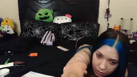 gothbaby305 online show from October 17, 2025, 10:34 pm