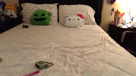 gothbaby305 online show from October 30, 2025, 2:57 am