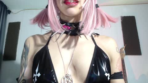        online show from January 5, 2025, 4:14 am