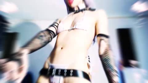 Snapshot of gothicute chatting on October 6, 2025, 6:33 am        online show from October 6, 2025, 6:33 am