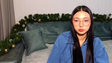 Snapshot of gothicxz chatting on December 8, 2024, 1:36 pm HIMORI AND LISAPVT NAKED online show from December 8, 2024, 1:36 pm