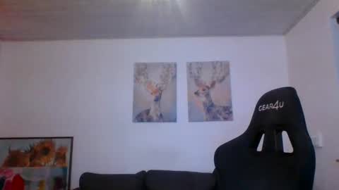 Snapshot of gotta1234 chatting on December 17, 2025, 8:09 am gotta1234 online show from December 17, 2025, 8:09 am