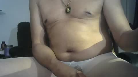 gr8peephole online show from December 19, 2025, 11:01 pm