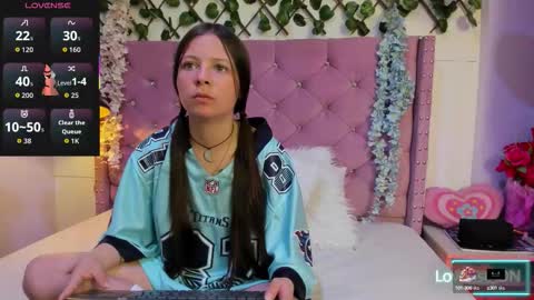 Snapshot of grace_and_tony chatting on September 8, 2025, 7:35 pm grace_and_tony online show from September 8, 2025, 7:35 pm