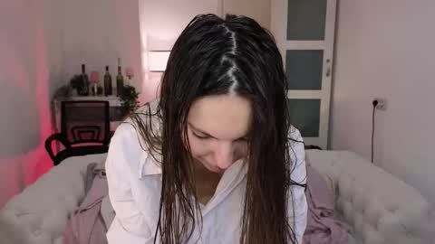 Snapshot of grace_autumn_mood chatting on November 7, 2025, 5:40 am grace_autumn_mood online show from November 7, 2025, 5:40 am