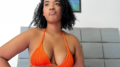 grace_browm1 online show from September 26, 2025, 4:05 am
