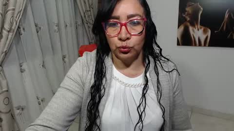 Snapshot of grace_mature_milf chatting on September 29, 2025, 10:09 am grace_mature_milf online show from September 29, 2025, 10:09 am