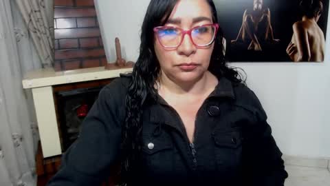 Snapshot of grace_mature_milf chatting on October 8, 2025, 10:13 am grace_mature_milf online show from October 8, 2025, 10:13 am
