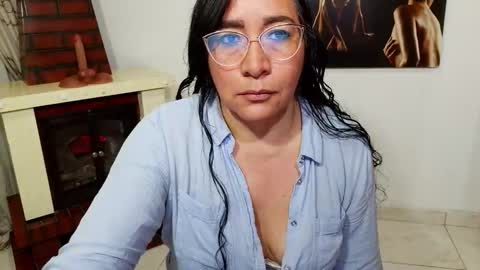 Snapshot of grace_mature_milf chatting on October 30, 2025, 10:16 am grace_mature_milf online show from October 30, 2025, 10:16 am