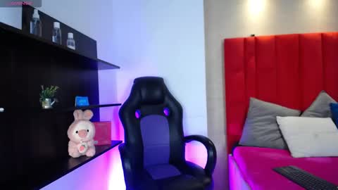 Snapshot of grace_velvet chatting on February 5, 2026, 12:21 pm Grace online show from February 5, 2026, 12:21 pm