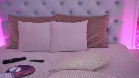 gracedaviess online show from March 22, 2026, 2:20 pm