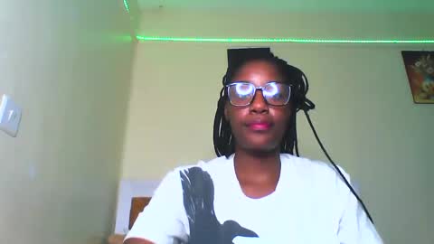 Snapshot of graceessy chatting on January 27, 2025, 9:22 pm graceessy online show from January 27, 2025, 9:22 pm