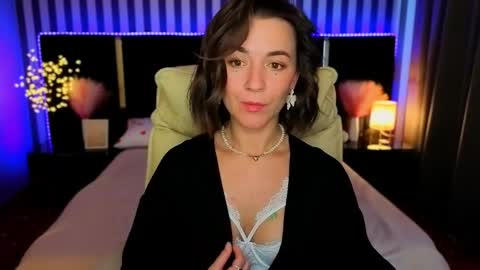 gracefulmichelle online show from April 12, 2026, 8:08 am