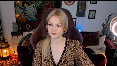 Grace Glamour online show from December 13, 2024, 5:38 am