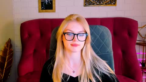 Grace Glamour online show from December 14, 2024, 12:44 pm