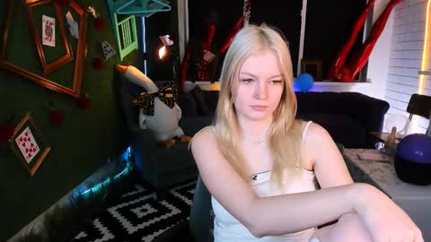 Grace Glamour online show from October 4, 2025, 5:27 am