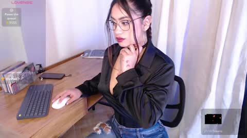 Snapshot of gracehill__ chatting on January 11, 2025, 4:48 am Im Sofia online show from January 11, 2025, 4:48 am