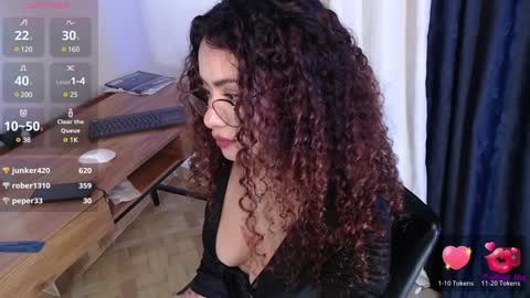 Snapshot of gracehill__ chatting on February 1, 2025, 10:59 am Im Sofia online show from February 1, 2025, 10:59 am