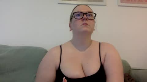 Snapshot of graceloves69 chatting on May 14, 2026, 9:38 am Grace Loves online show from May 14, 2026, 9:38 am