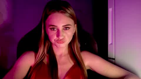 gracetorrezz online show from February 11, 2025, 2:57 pm