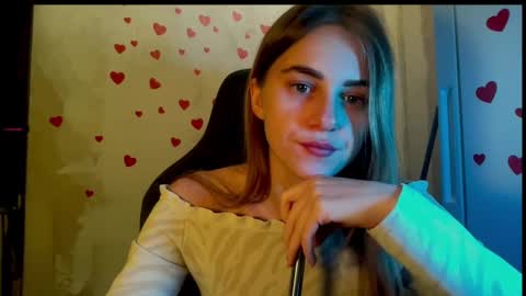 gracetorrezz online show from March 10, 2025, 7:53 am
