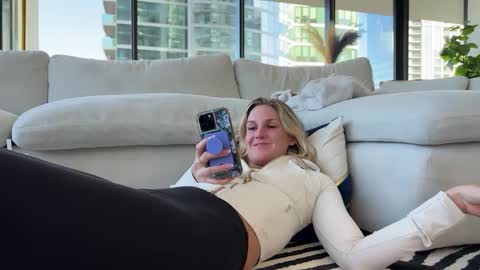 Gracie Mae online show from March 1, 2025, 8:53 pm