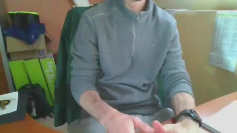 Snapshot of grandbi chatting on February 4, 2025, 2:43 pm grandbi online show from February 4, 2025, 2:43 pm