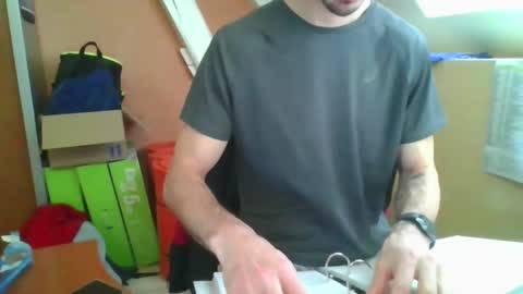 Snapshot of grandbi chatting on February 18, 2025, 2:27 pm grandbi online show from February 18, 2025, 2:27 pm