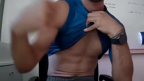 Snapshot of grandbi chatting on September 19, 2025, 12:28 pm grandbi online show from September 19, 2025, 12:28 pm