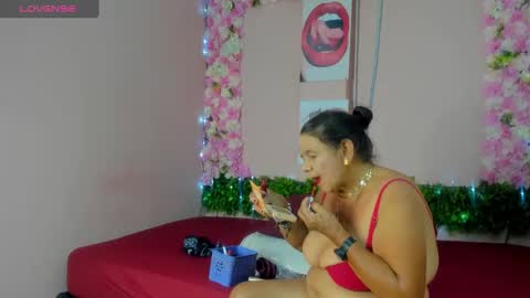 Mi Name is violeta  online show from February 2, 2025, 2:48 am