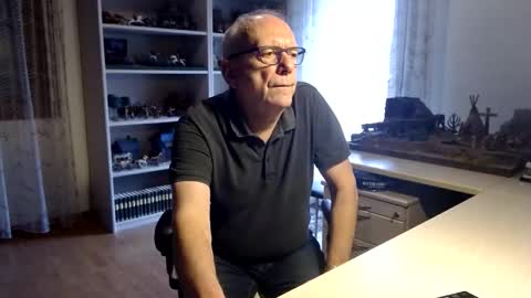 grandpach online show from February 23, 2025, 11:33 am
