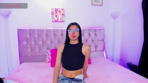 Hermione online show from February 10, 2026, 1:26 pm