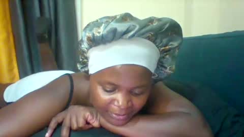 grannylover_ online show from February 9, 2025, 6:16 pm