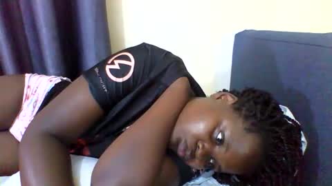 Snapshot of grannylover_ chatting on September 25, 2025, 5:11 am grannylover_ online show from September 25, 2025, 5:11 am