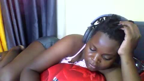 Snapshot of grannylover_ chatting on October 11, 2025, 6:01 am grannylover_ online show from October 11, 2025, 6:01 am